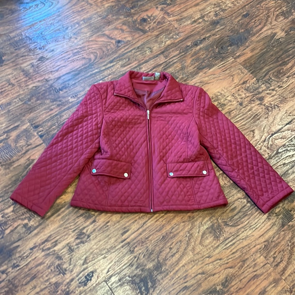 Jane Ashley beautiful red with the blue undertones not orange.Lightweight